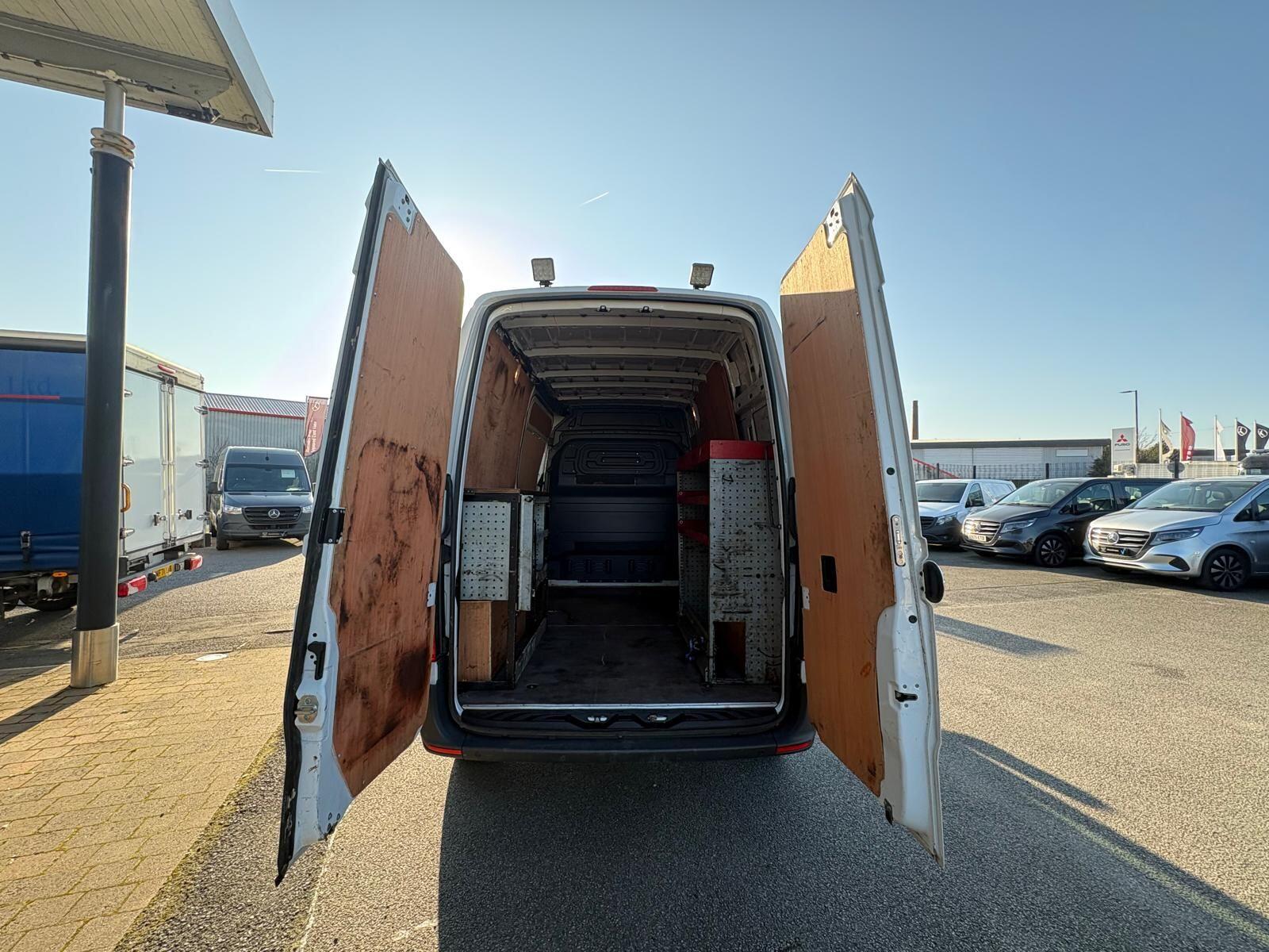 Mercedes-Benz Sprinter